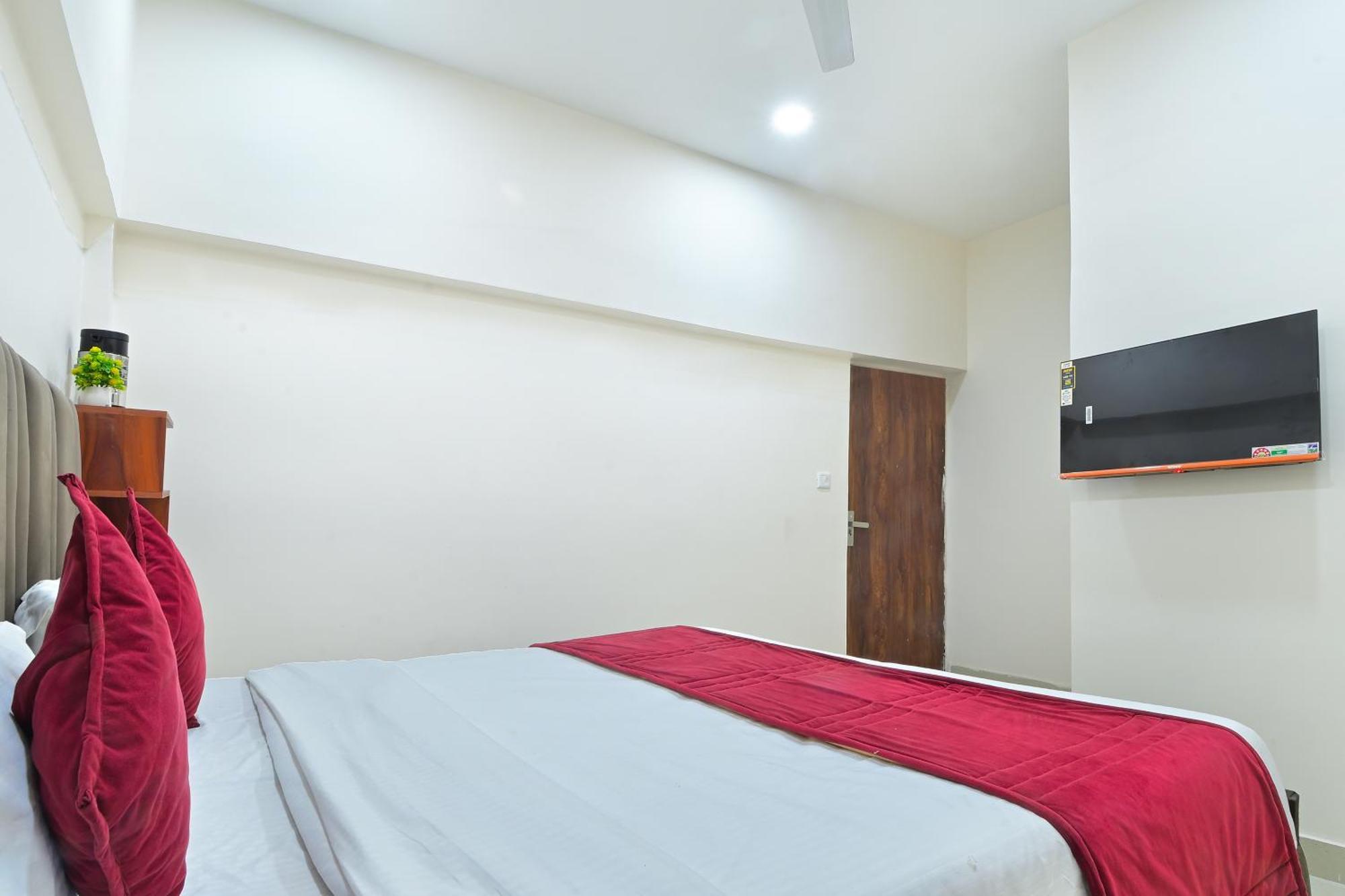Chowdhry Tourist Lodge - New Delhi Railway Station - 2 Minutes Walk Eksteriør billede